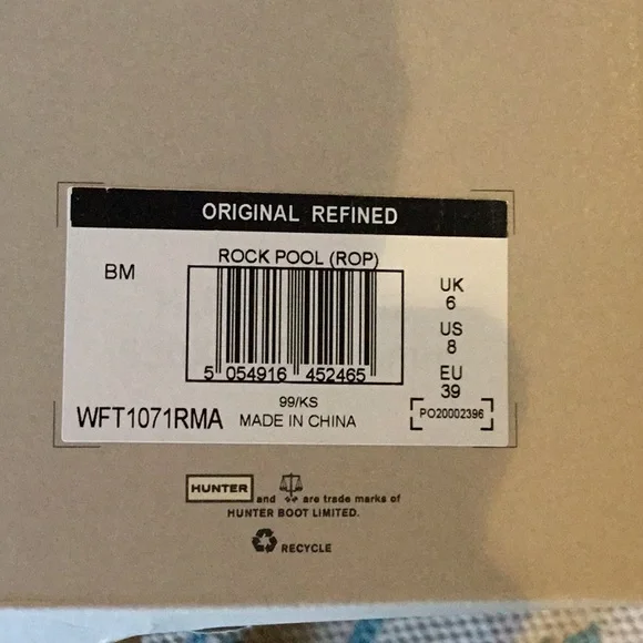 Hunter Refined Slim Fit Tall Rain Boots - Picture 3 of 5